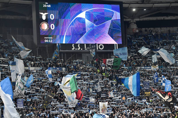 谁的部将？澳媒曝场均20+4小外援前往中国打球 目前抵达香港.