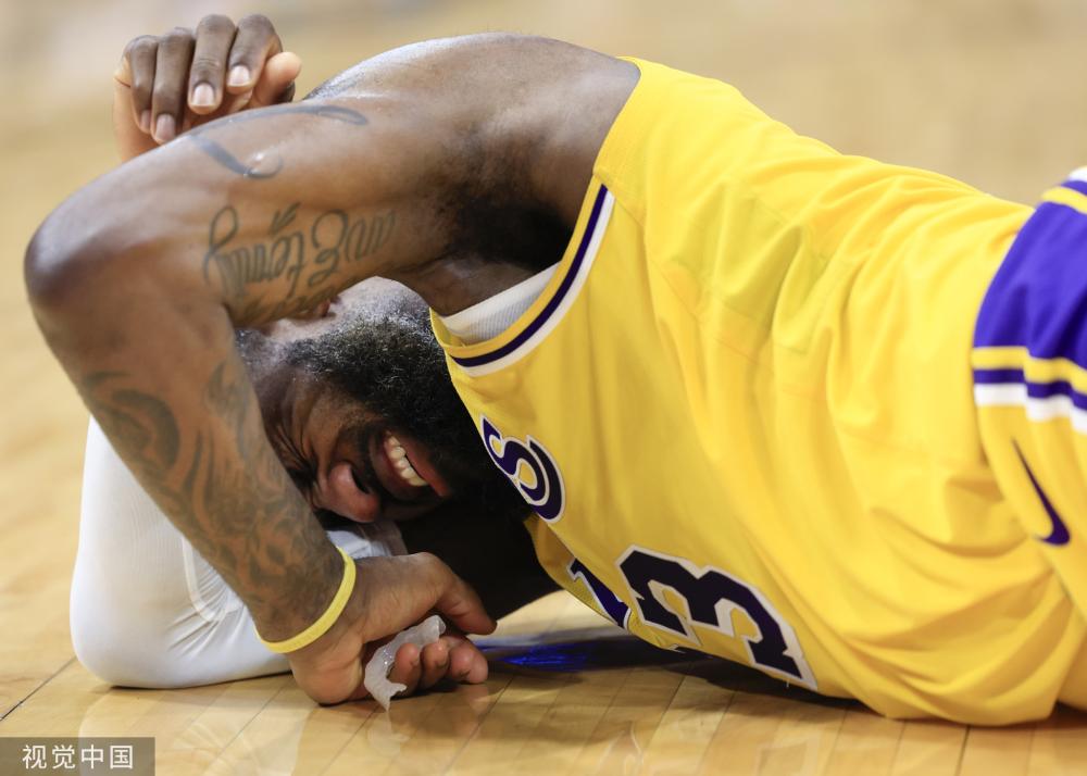 他以身高臂 他以身高臂